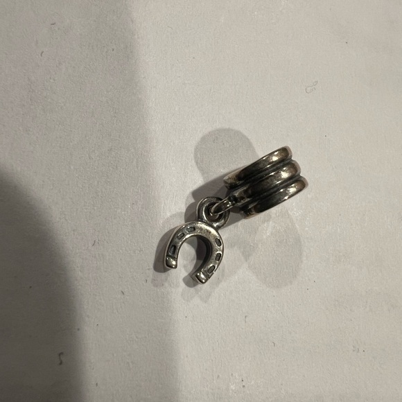 Horse shoe Pandora charm - Picture 2 of 2